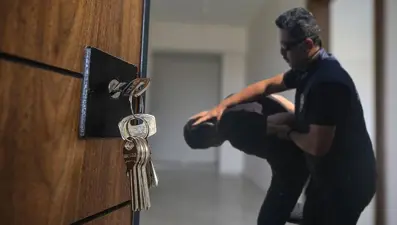 Olay, tapuda ortaya çıktı: Mersin'den Adana'ya sazan sarmalı dolandırıcılığı