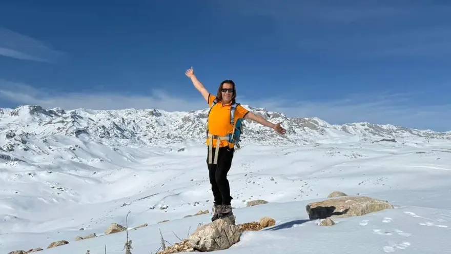 Dedesiyle aynı kaderi paylaştı: Rusya'da dağ tırmanışında donarak öldü 