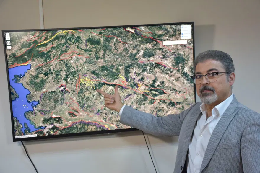 SINDIRGI İLE SİMAV ARASINDA STRES BİRİKİYOR 4