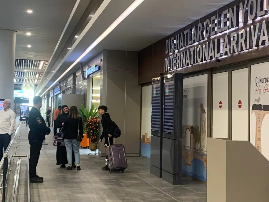 Lübnan’dan tahliye edilen 169 Türk vatandaşı Türkiye’ye geldi 7