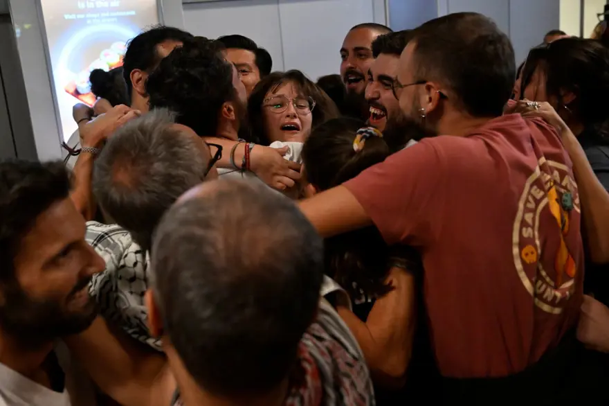 Sumud aktivistleri kahramanlar gibi karşılandı 8 Sumud aktivistleri kahramanlar gibi karşılandı 8