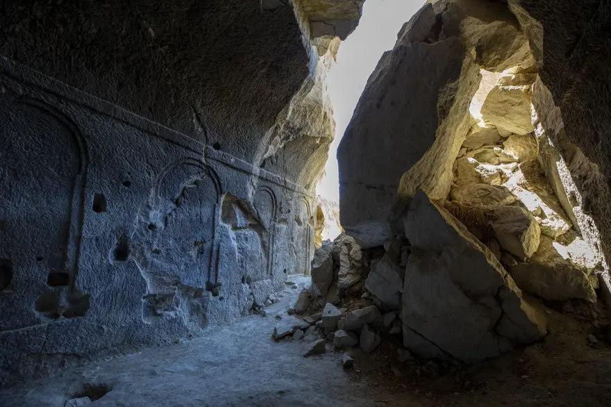 Tarihi yapılarıyla Mahkemeağcin köyü 13 Tarihi yapılarıyla Mahkemeağcin köyü 13