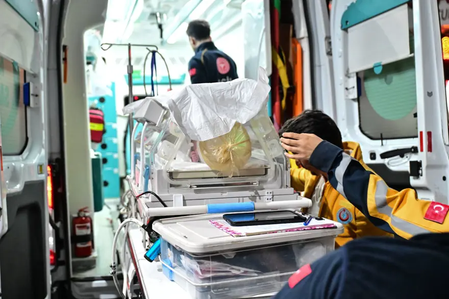 “HASTANEYE GELİR GELMEZ 8 BİN LİRA İSTEDİLER” 6