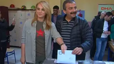 Önder oyunu Ankara'da kullandı