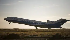 Afganistan'da yolcu uçağı düştü iddiası