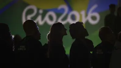 Büyük Britanyalı sporcuya silahlı soygun