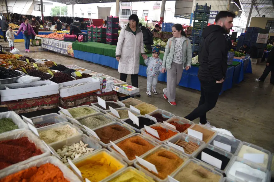 AÇIKTA SATILAN ÜRÜNLERDE HİLE TEHLİKESİ 4 AÇIKTA SATILAN ÜRÜNLERDE HİLE TEHLİKESİ 4