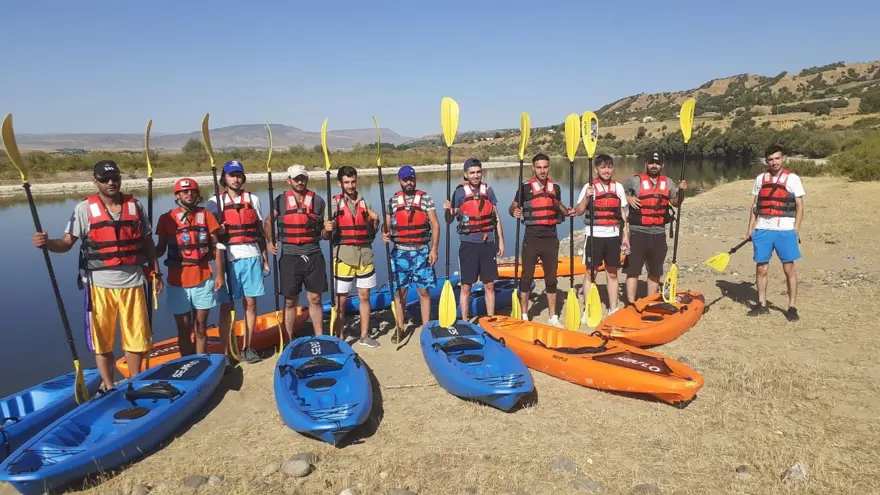 Bingöl, Murat Nehrinde gençlerin kano keyfi 4 Bingöl, Murat Nehrinde gençlerin kano keyfi 4