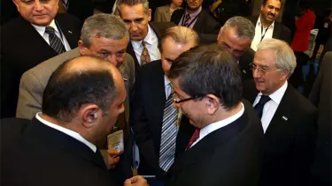 Davutoğlu acılı doktorla görüştü