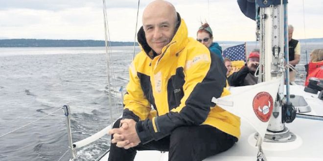 Üç okyanusu kürekle geçen tek Türk: Erden Eruç