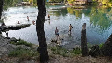 Boğulma ihbarı harekete geçirdi: Gölde aranırken evde çıktı