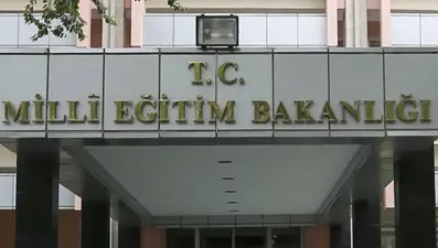 MEB'den uyarı: "Bakanlığın adını kullanan kişilere karşı dikkatli olunmalı"
