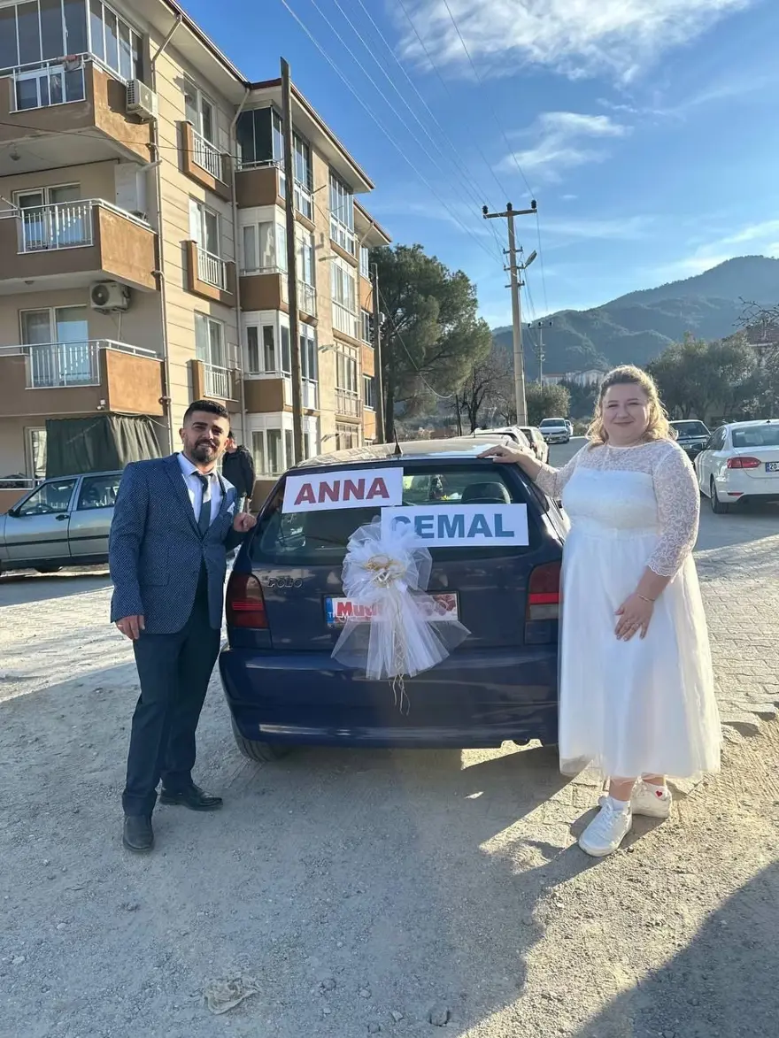 Rusya'dan Denizli'ye gelin geldi: Türk gelenekleriyle dünya evine girdi 1