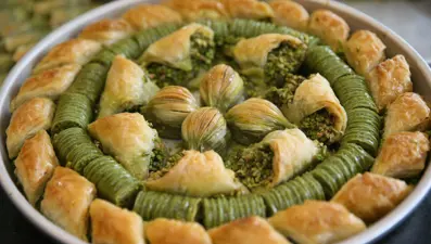 Baklava ustalarının bayram mesaisi