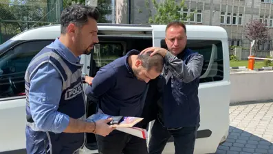 Arkadaşına kızıp kırdığı cam bardakla boğazını kesti