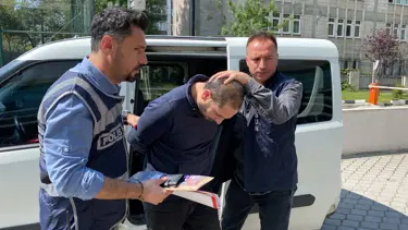 Arkadaşına kızıp kırdığı cam bardakla boğazını kesti