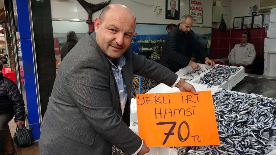 70 liraya düştü, yüz güldürdü: Tezgahtan alıp çiğ yediler 4