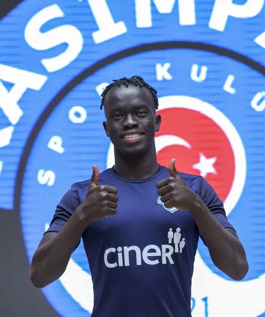 Kasımpaşalı futbolcu Awer Mabil'in ilham verici yaşamı 2
