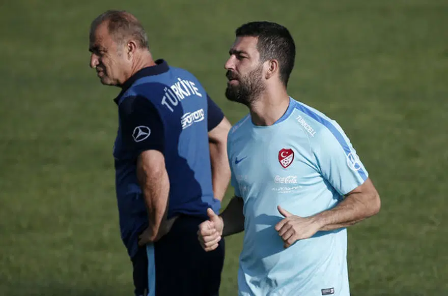 "MESSİ VE SUAREZ'İ İSTANBUL'A GETİRMEK İSTİYORUM AMA..." 6 "MESSİ VE SUAREZ'İ İSTANBUL'A GETİRMEK İSTİYORUM AMA..." 6