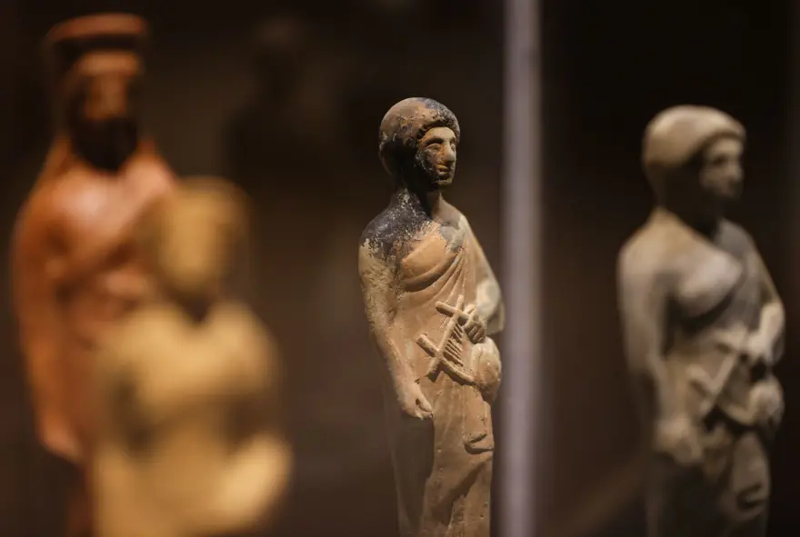 Apollon heykelleri ilk kez ziyaretçisiyle buluştu 9