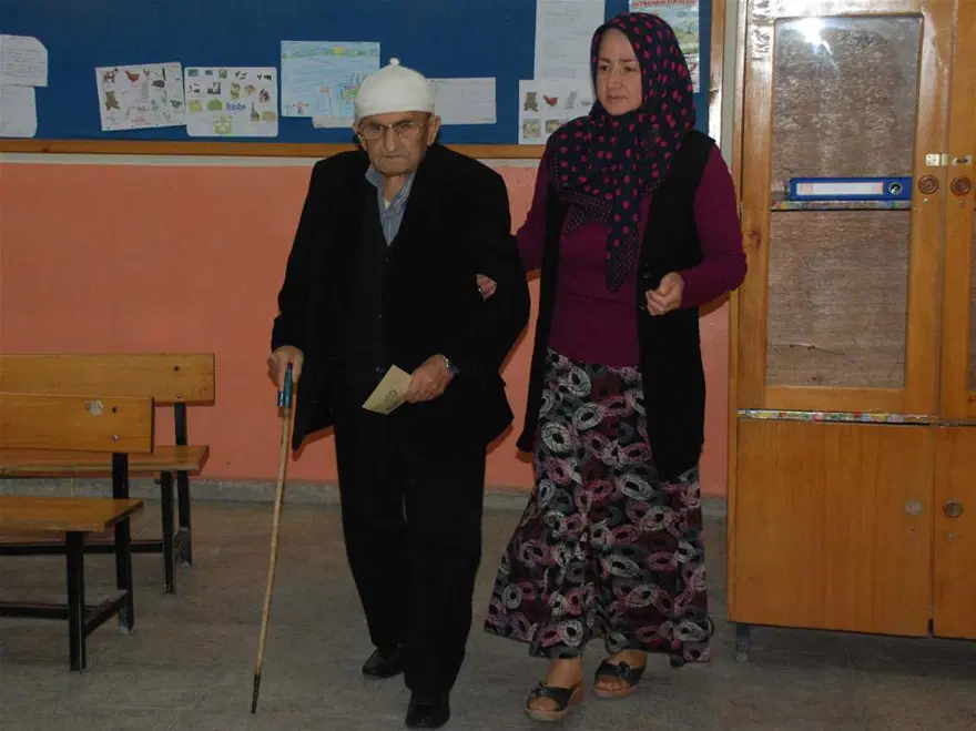 Türkiye sandık başındaydı 6