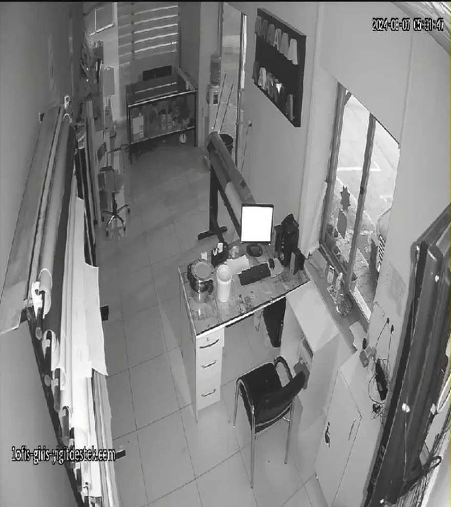 DEPREM ANI KAMERADA 4