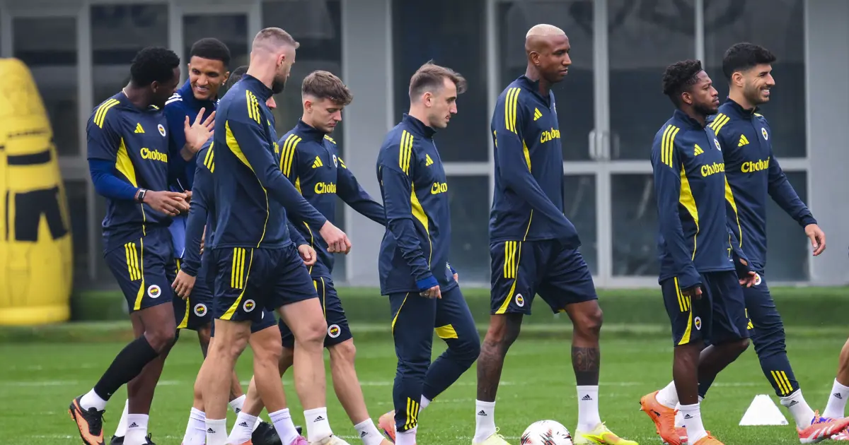 Fenerbahçe'de Avrupa hazırlığı: Viktoria Plzen idmanı tamamlandı