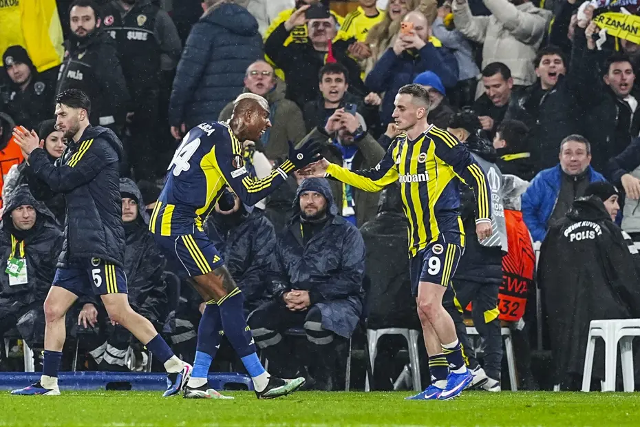 Fenerbahçe yarın Göztepe'yi konuk edecek