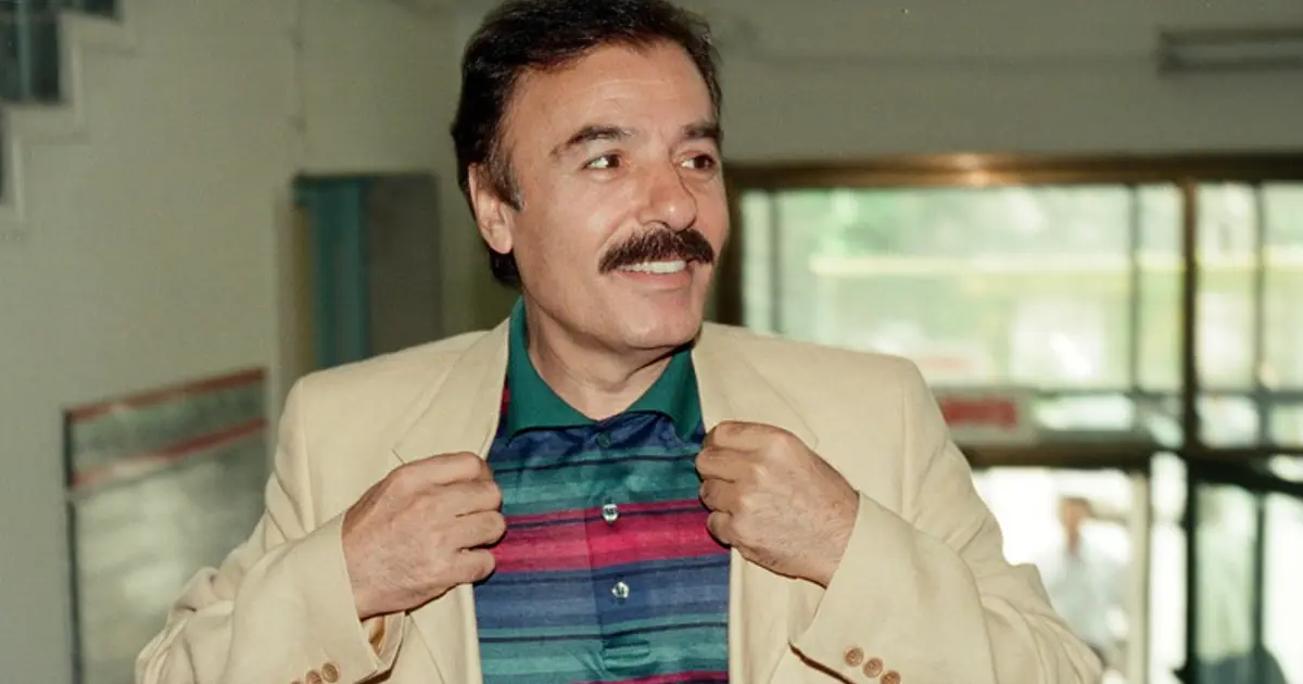 Kral FM'den Ferdi Tayfur'a saygı duruşu