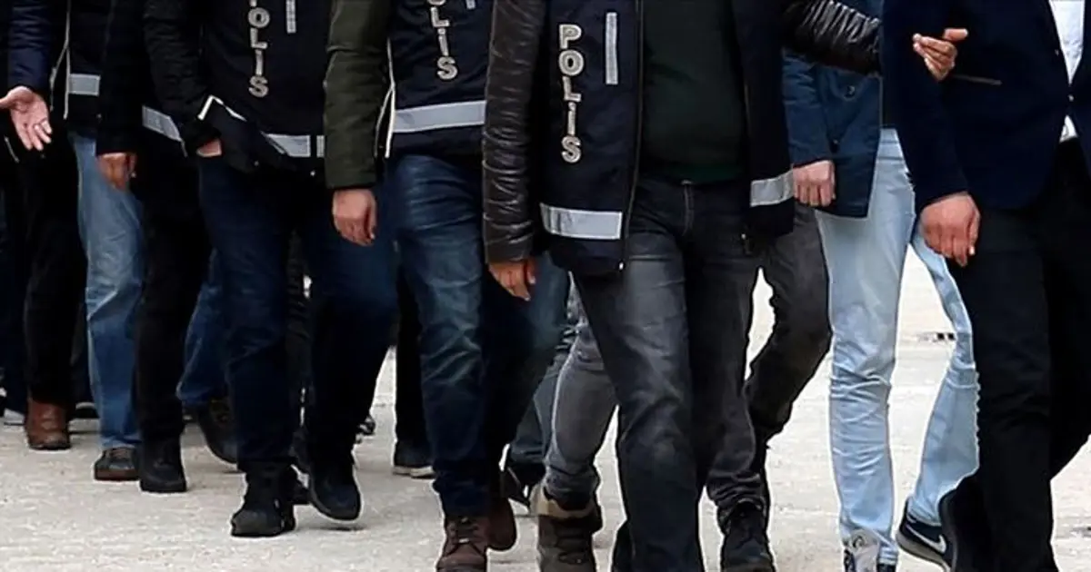 Ankara merkezli FETÖ operasyonunda 8 gözaltı