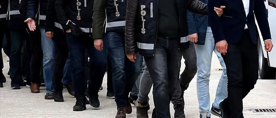 Ankara merkezli FETÖ operasyonunda 8 gözaltı