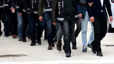 Ankara merkezli 8 ilde FETÖ operasyonu. 19 gözaltı kararı