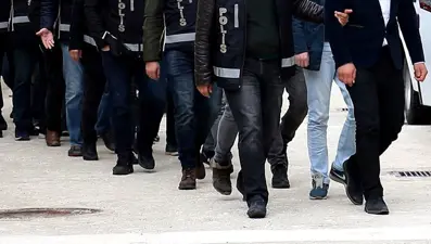 9 ilde dolandırıcılık operasyonu. 25 kişi tutuklandı