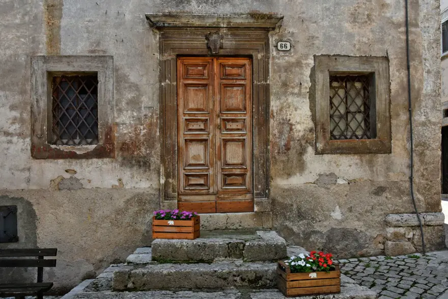 İtalya’da 1 Euro’ya evler satışa çıktı: 630 binadan 250'si satılıyor 5