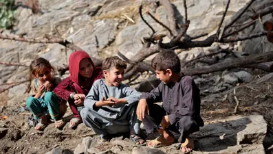 Afganistan'da deprem: 157 bin öğrenci eğitim alamıyor