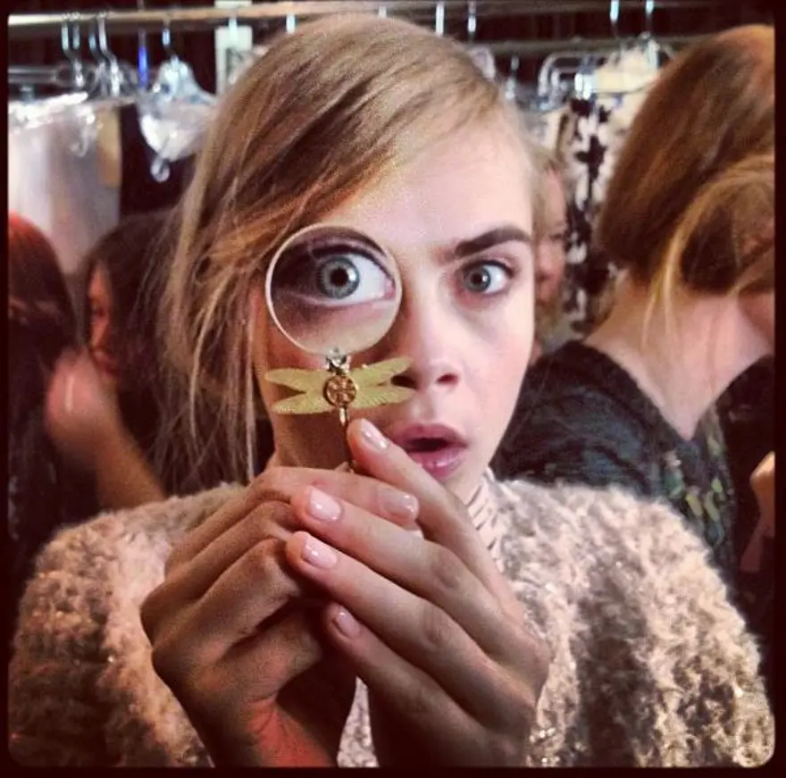 Güzelliğini anneannesinden almış 28