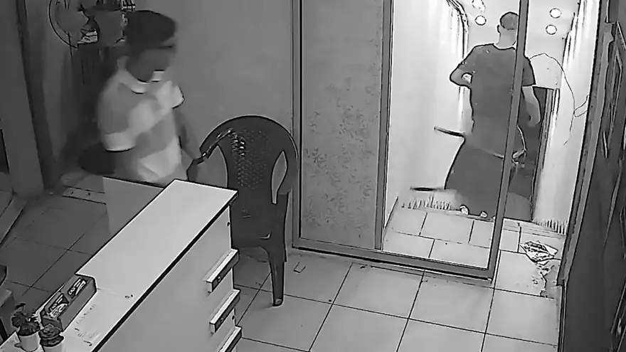 Güneş gözlüğü takıp apart oteli soydular 2