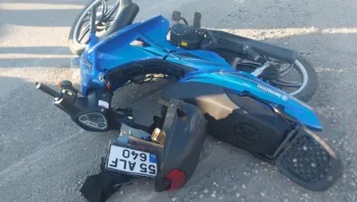 Kamyonet motosiklete çarptı: 1 yaralı