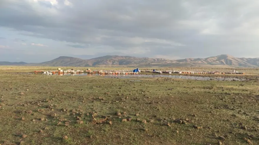 Van’da sağanak arı kovanlarını vurdu 