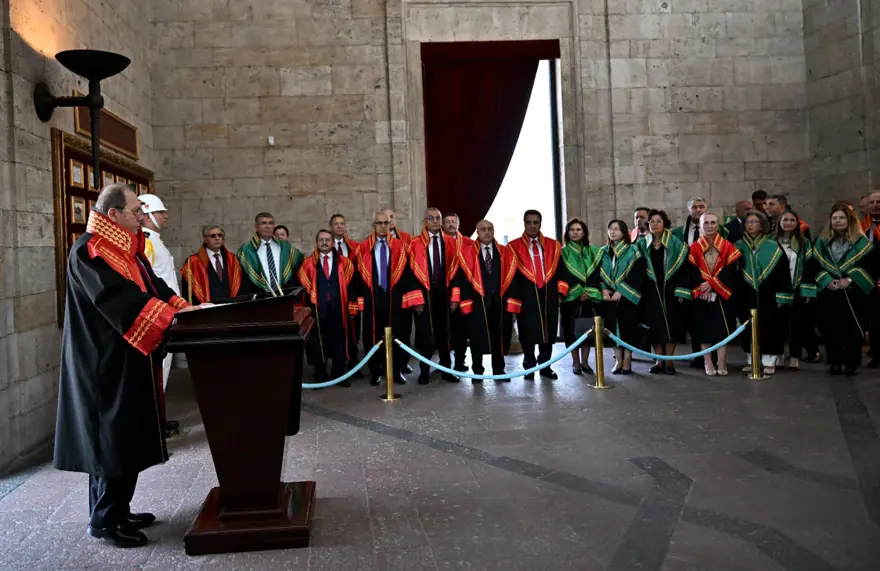 Yargıtay üyelerinden adli yılın açılışı öncesi Anıtkabir'e ziyaret 18