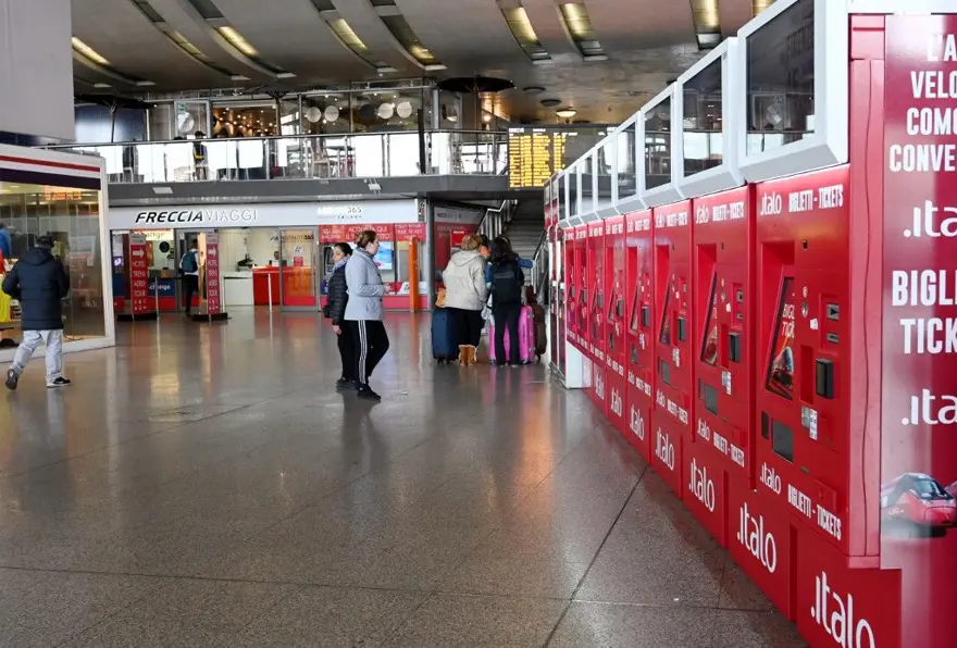 İtalya'da kız kardeşi karantinada ölen İtalyandan isyan çağrısı: Yardım edin 10