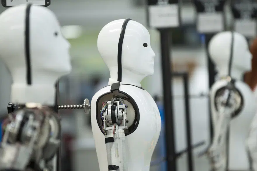 İlk insansı robot fabrikası Konya'da 9