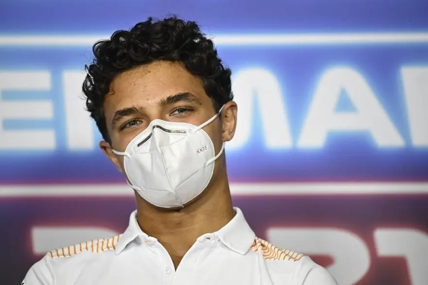 Formula 1 pilotu Lando Norris'in saati çalındı 