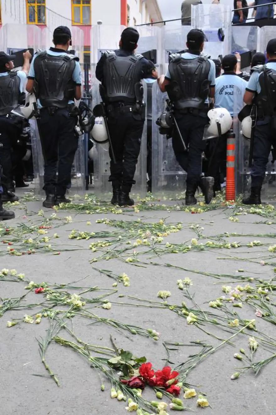 Sivas katliamının 20. yıldönümü 14