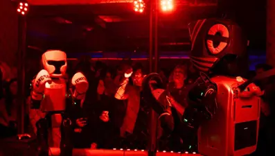 İnsansı robotlarla "dövüş kulübü" kuruldu