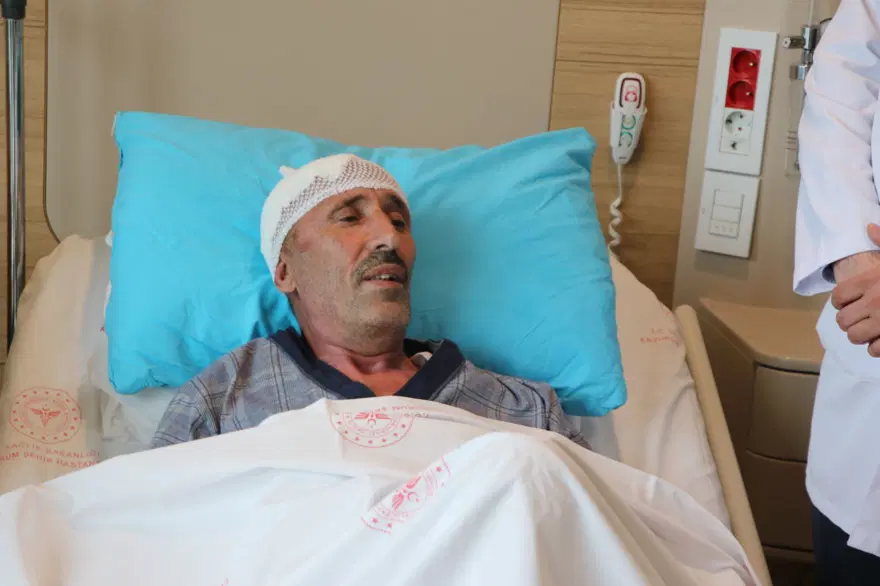 Şiddetli baş ağrısıyla hastaneye gitti: Meğer beyin kanaması geçiriyormuş Şiddetli baş ağrısıyla hastaneye gitti: Meğer beyin kanaması geçiriyormuş