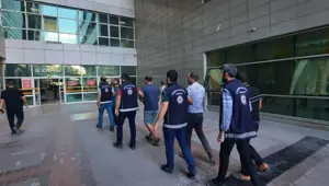 İki ilde 12 düzensiz göçmen yakalandı