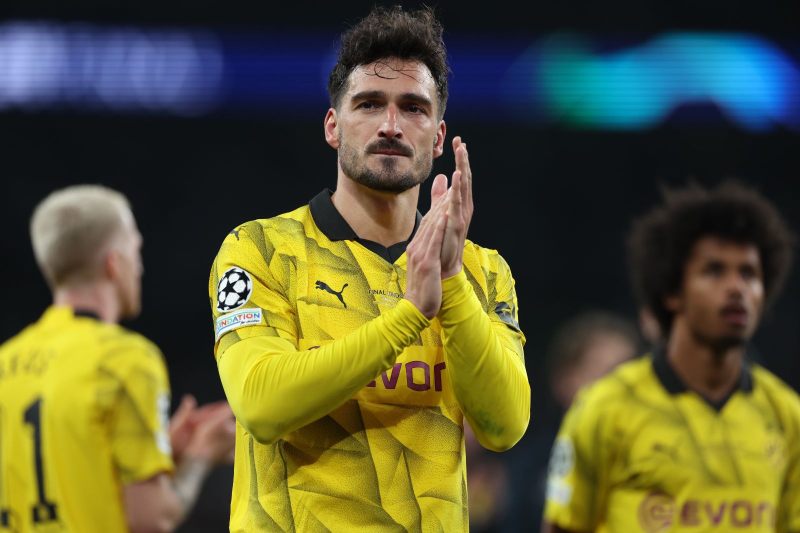 Beşiktaş'ın gündemindeki Hummels, Dortmund'dan ayrıldı