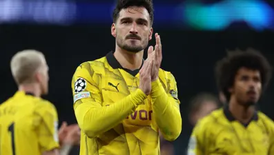 Beşiktaş'ın gündemindeki Hummels, Dortmund'dan ayrıldı