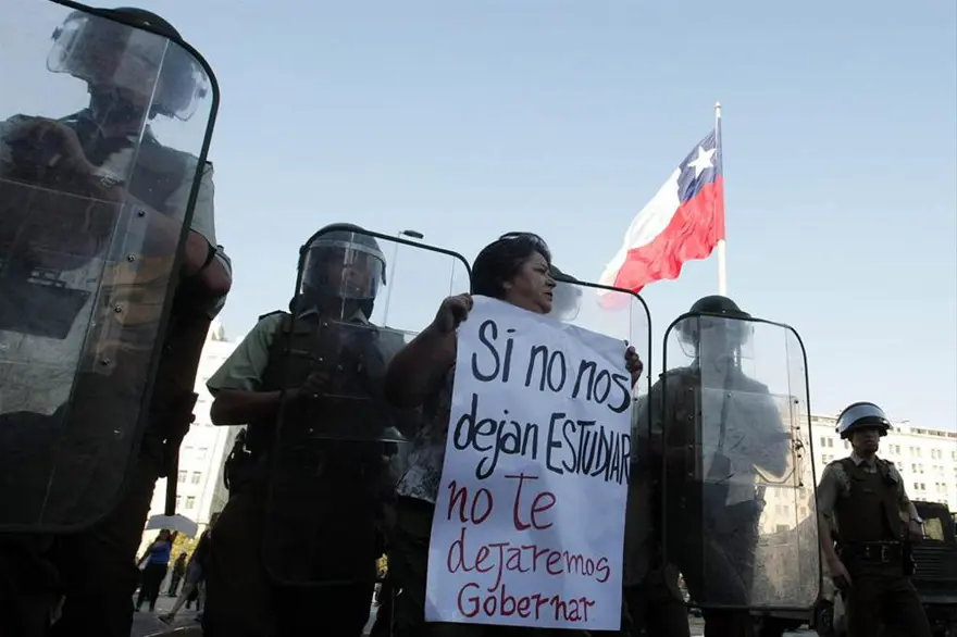 Öğrenciler yine sokakta 14